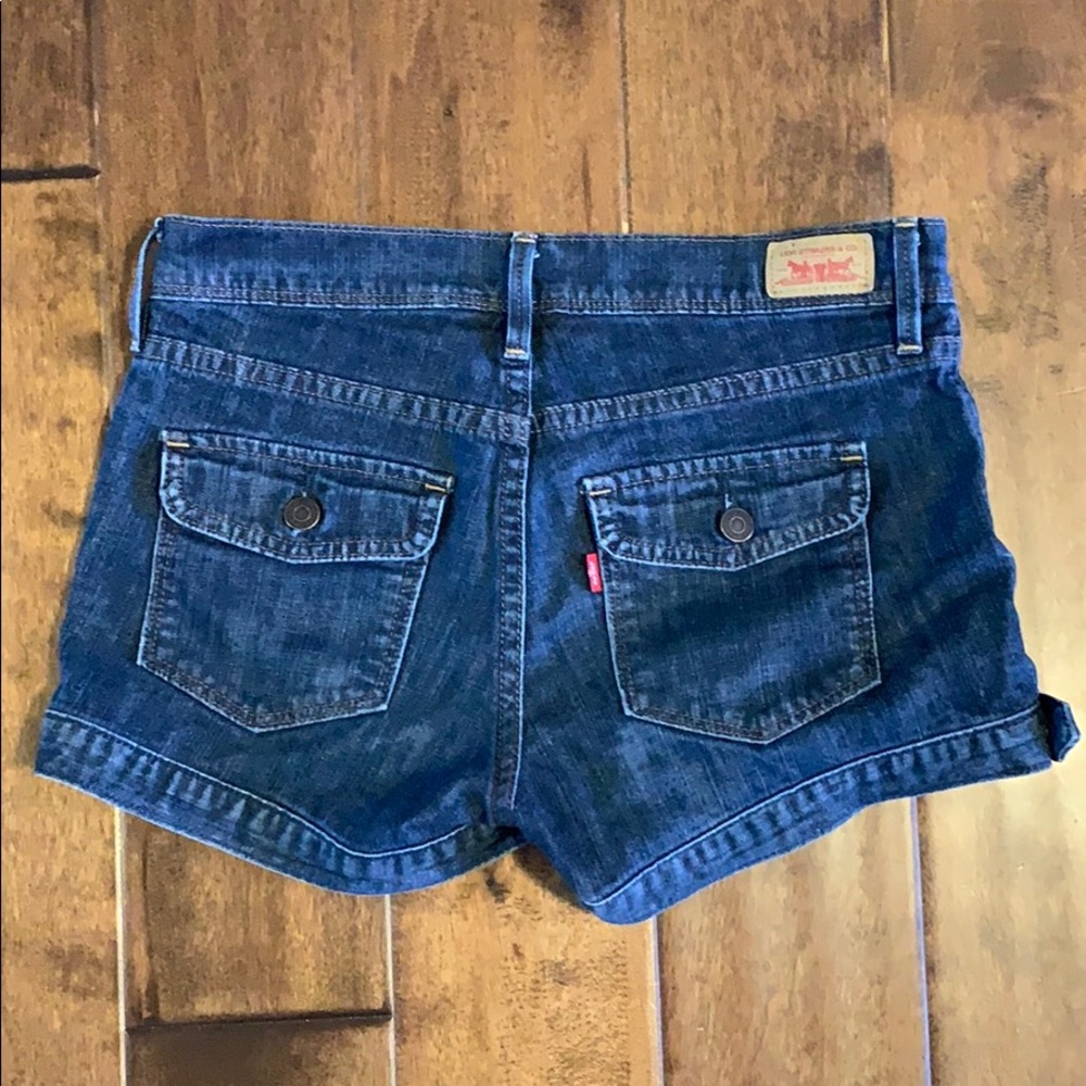 Levi’s shorts